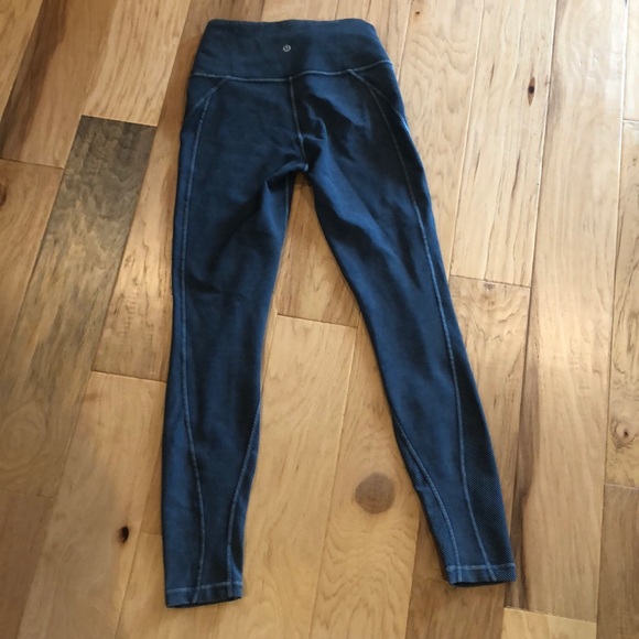 Lululemon motto leggings - Picture 2 of 3